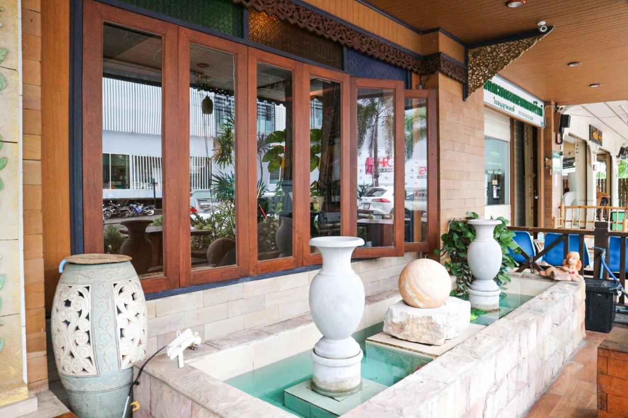 Ban Ao Thong Hotel Trang Bagian luar foto