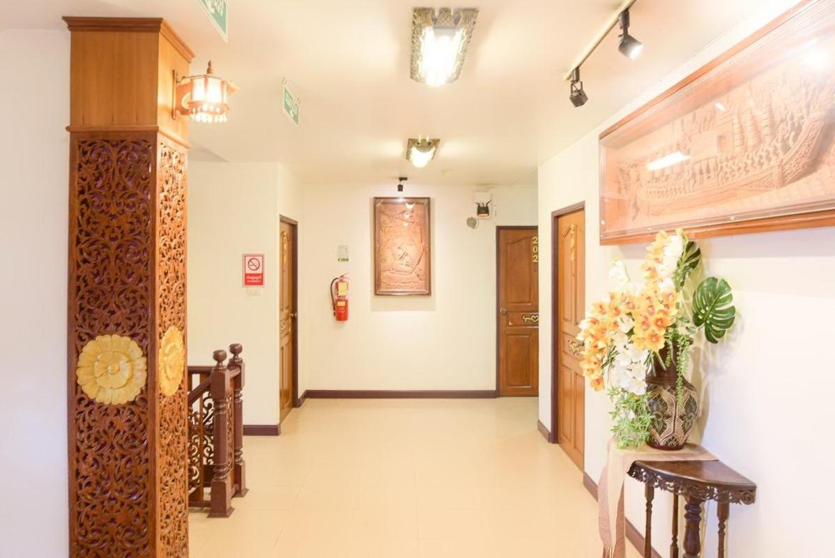 Ban Ao Thong Hotel Trang Bagian luar foto