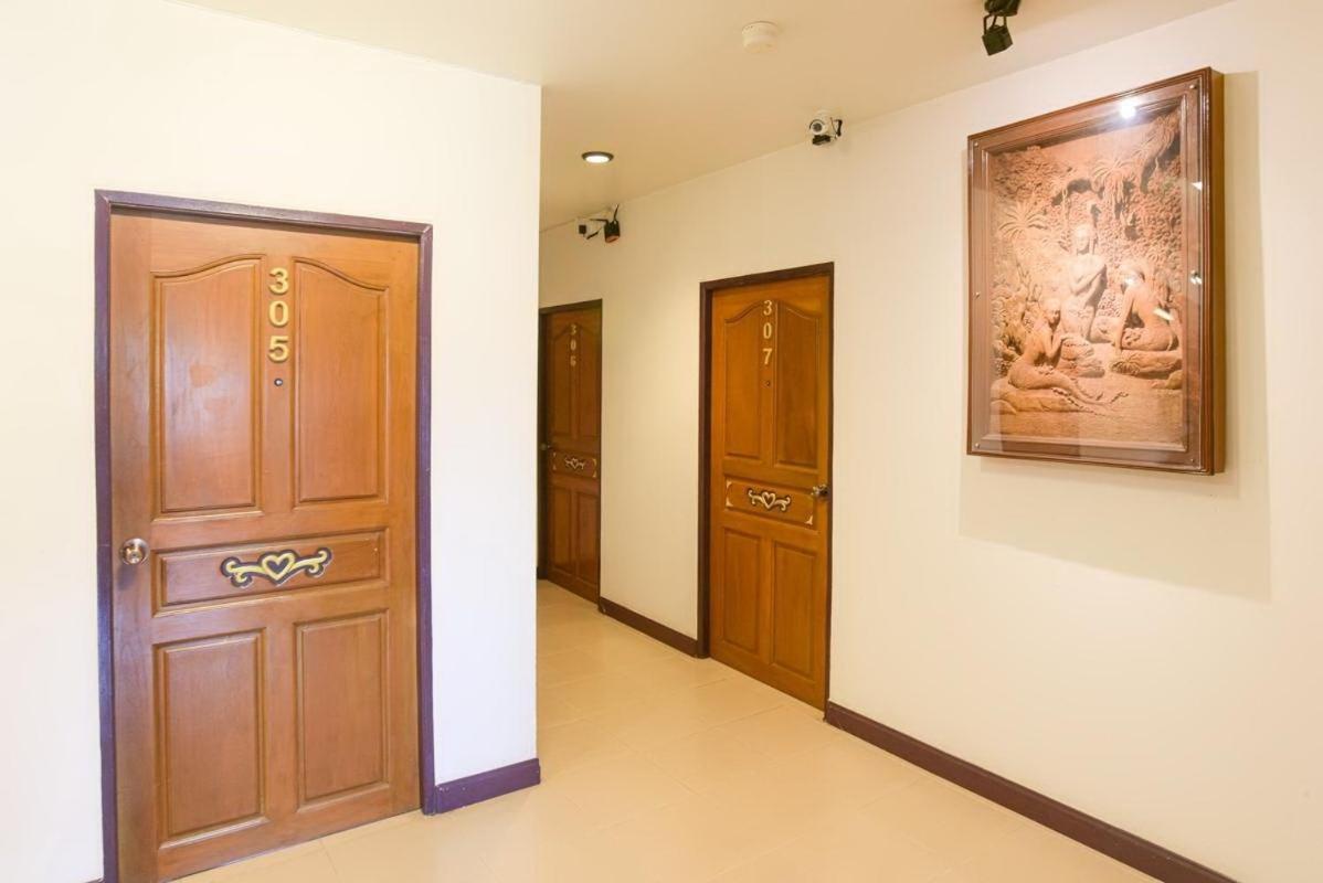 Ban Ao Thong Hotel Trang Bagian luar foto