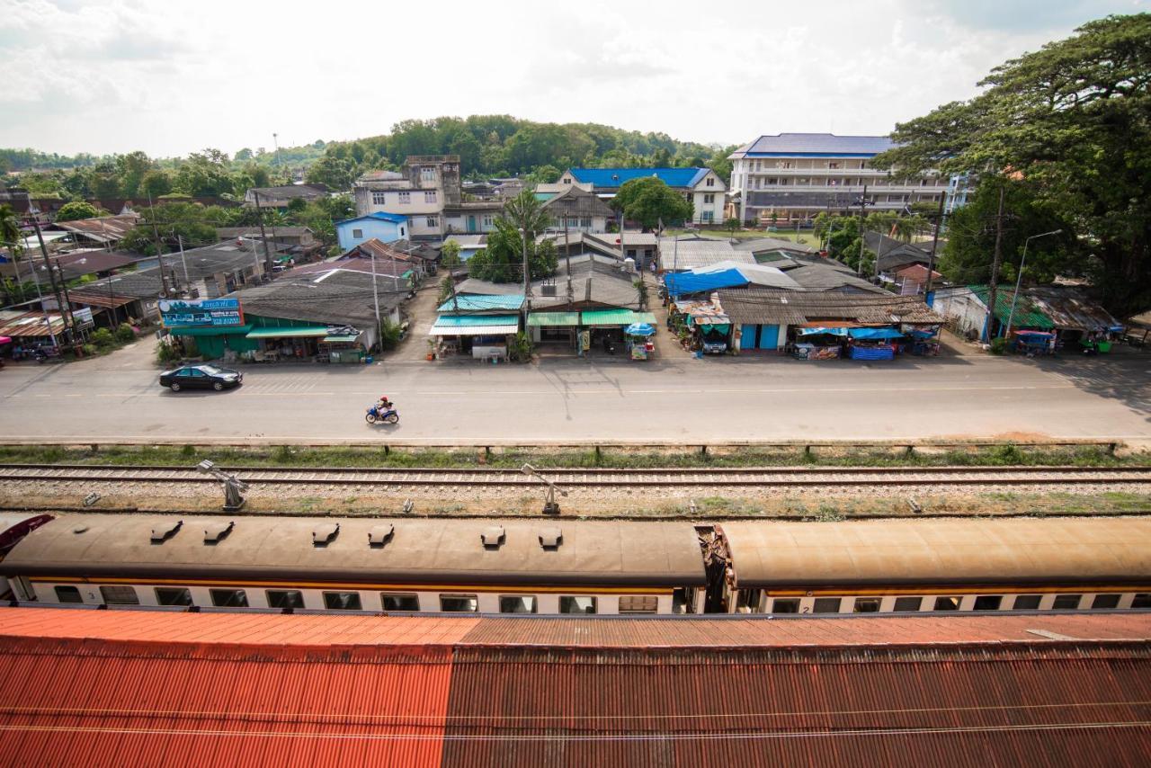 Ban Ao Thong Hotel Trang Bagian luar foto